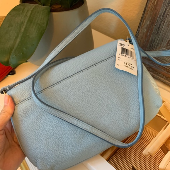 NWT Coach Clutch Pebble Leather Turnlock CrossBody Bag F52896 Pale Blue - Picture 5 of 6